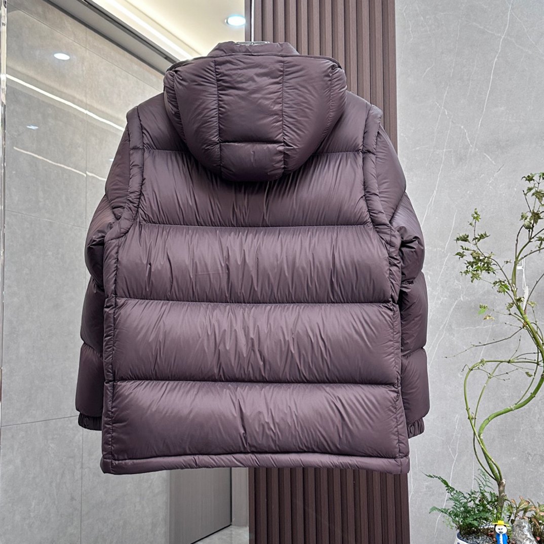 Moncler Cyclone Short Down Jacket
