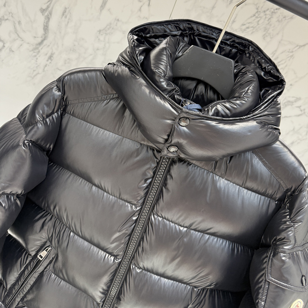 Moncler 2025 Newest Fashion Designer Down Jacket