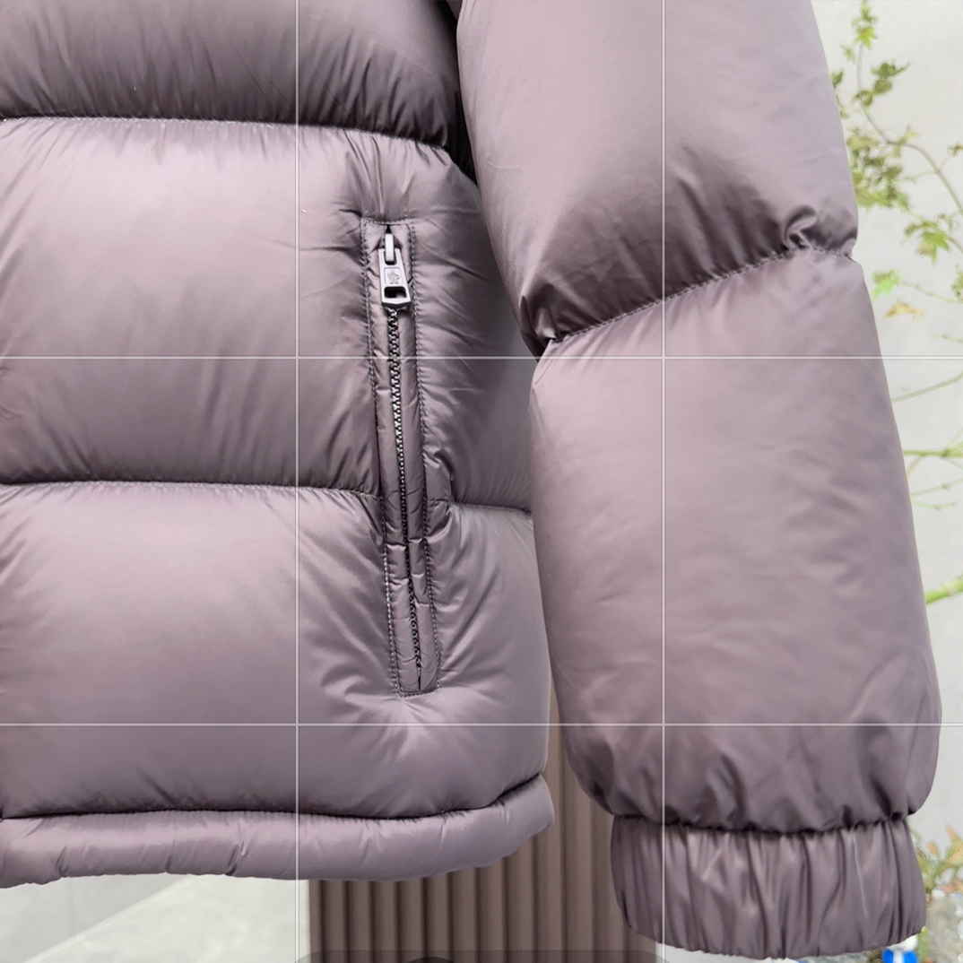 Moncler Cyclone Short Down Jacket